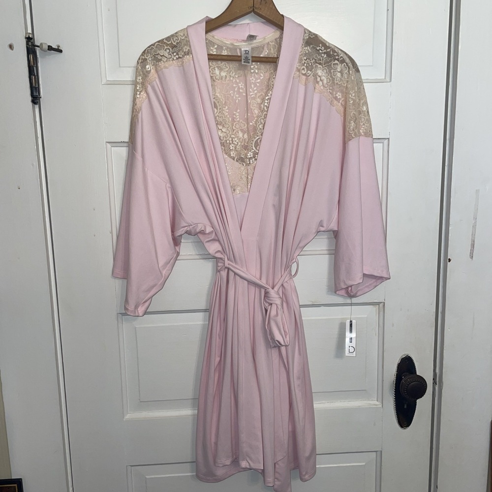 NWT Pink Cream Lace Nightgown Matching Robe Medium Mid Length-Short | Super Soft